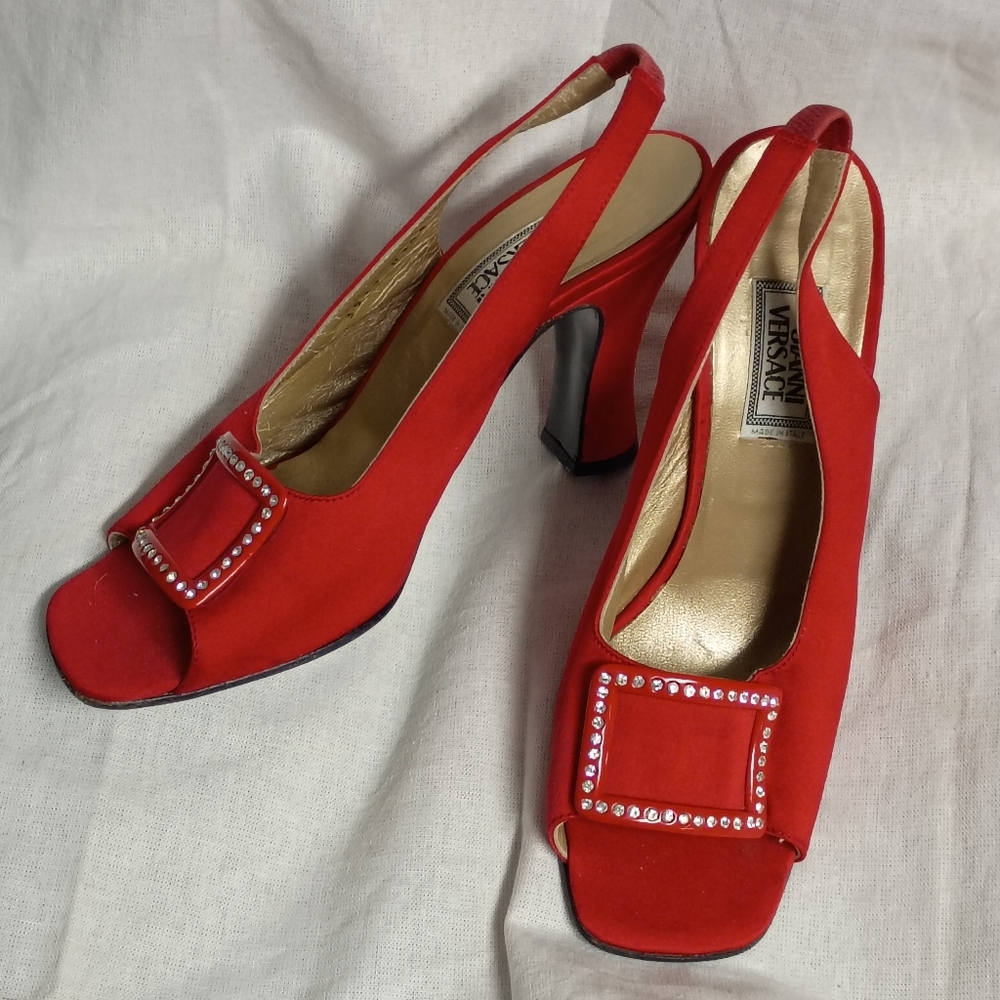 ❤️GIANNI VERSACE Archived 1996 Red Satin & Crystals Slingback Heels Shoes 38 8